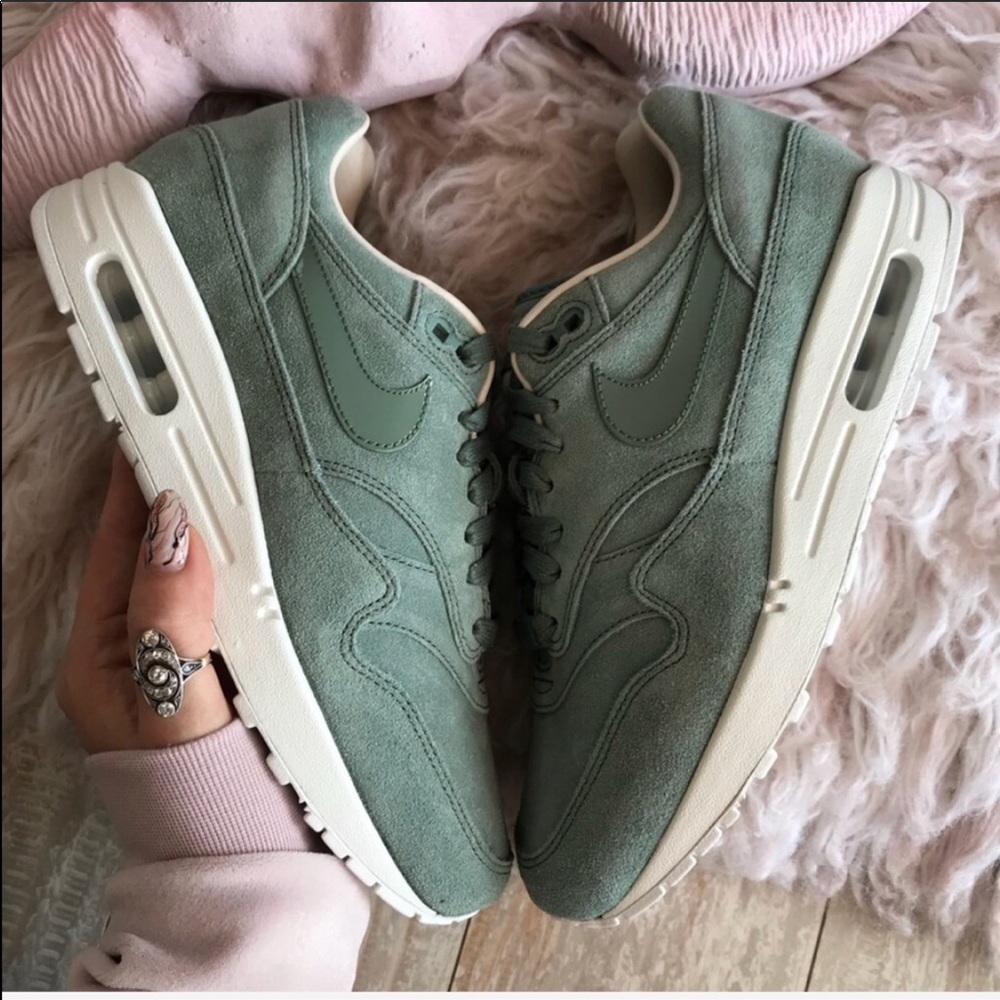 NWT Nike ID Air Max 1 Custom Premium - Picture 4 of 7